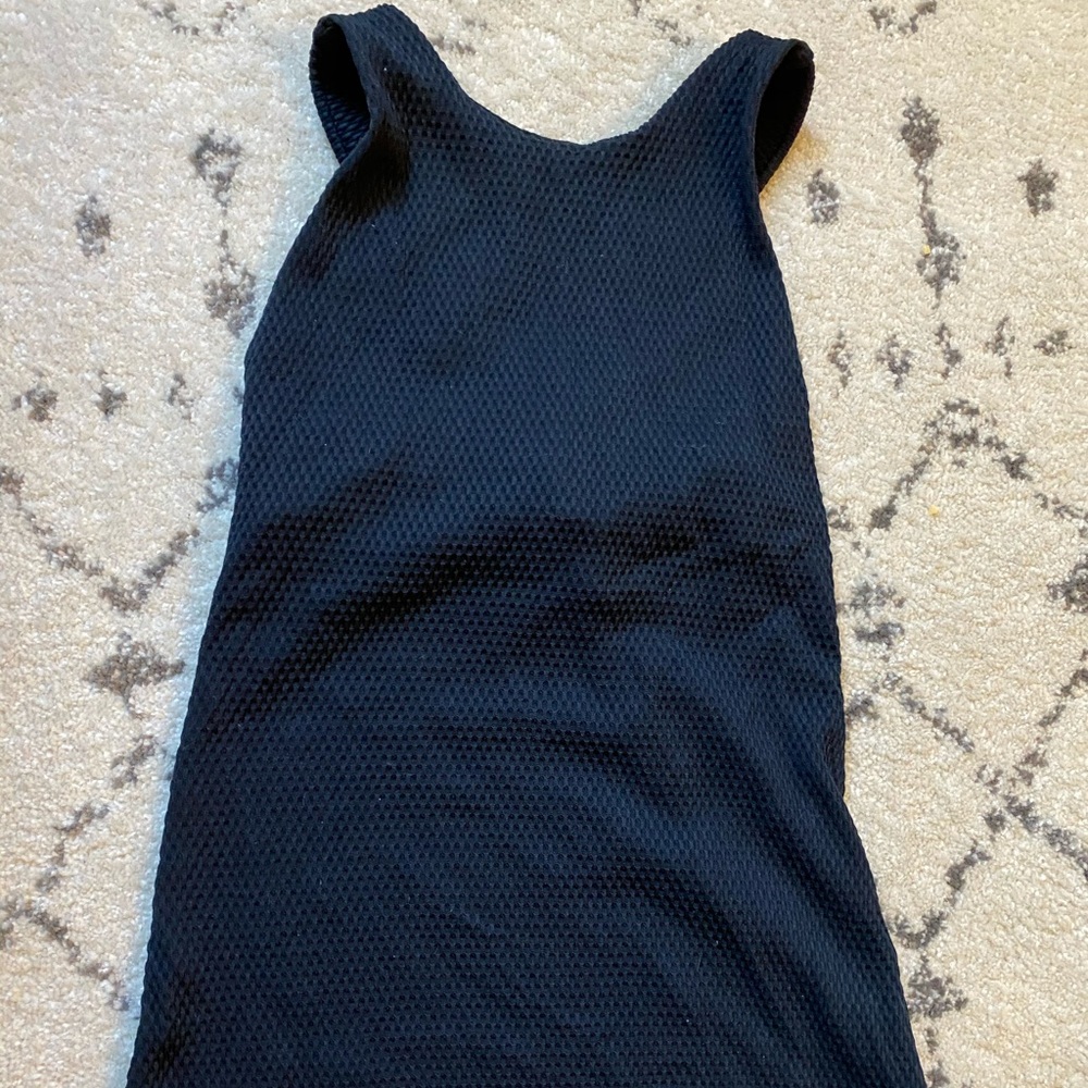 Onzie Black Textured Racerback Tank size small